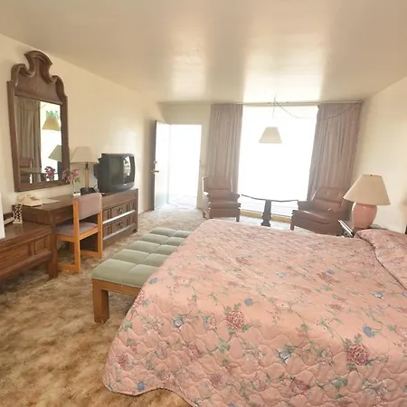 Sportsman Lodge